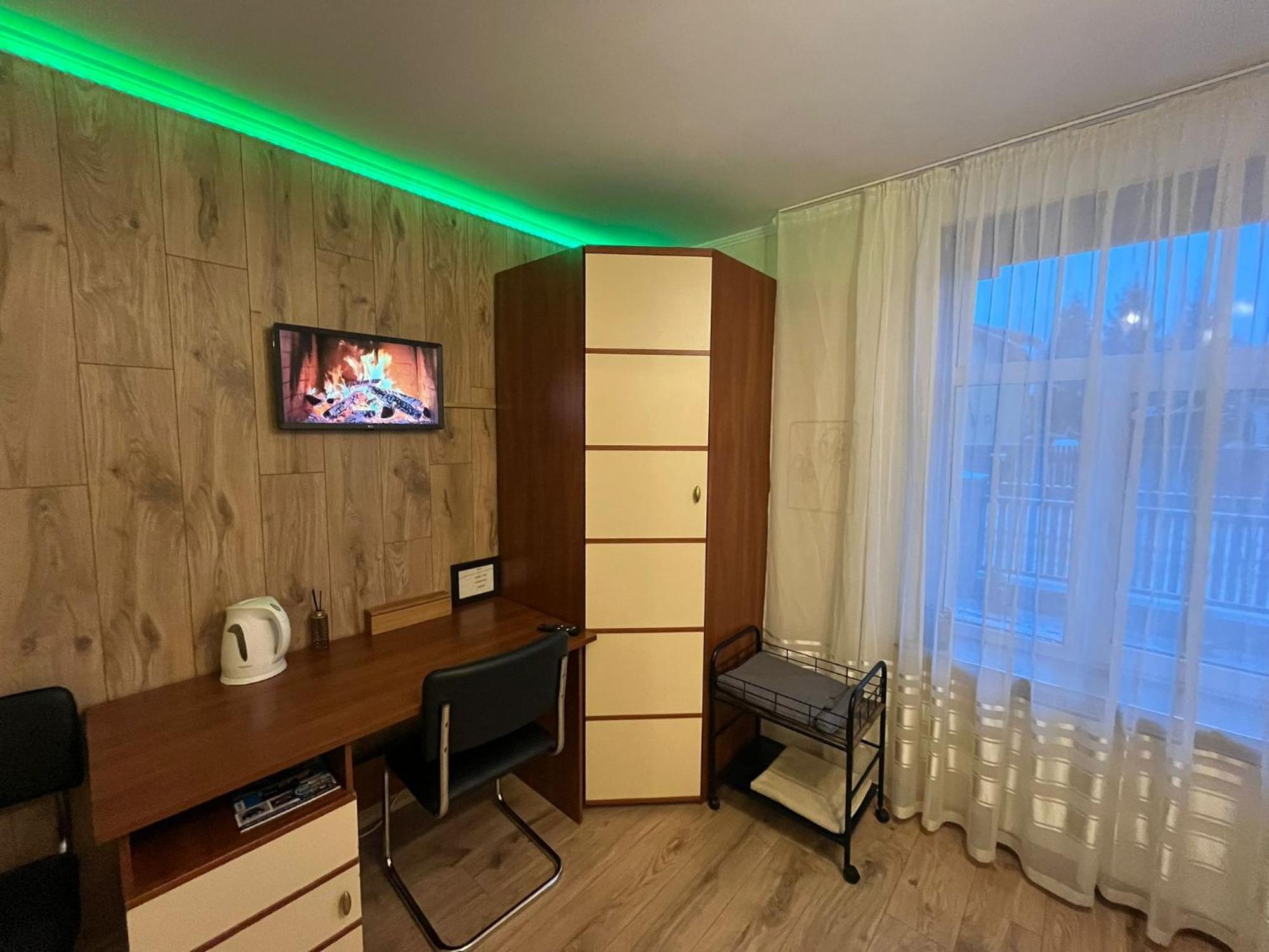 In A Private House 5 Min From Airport Riga