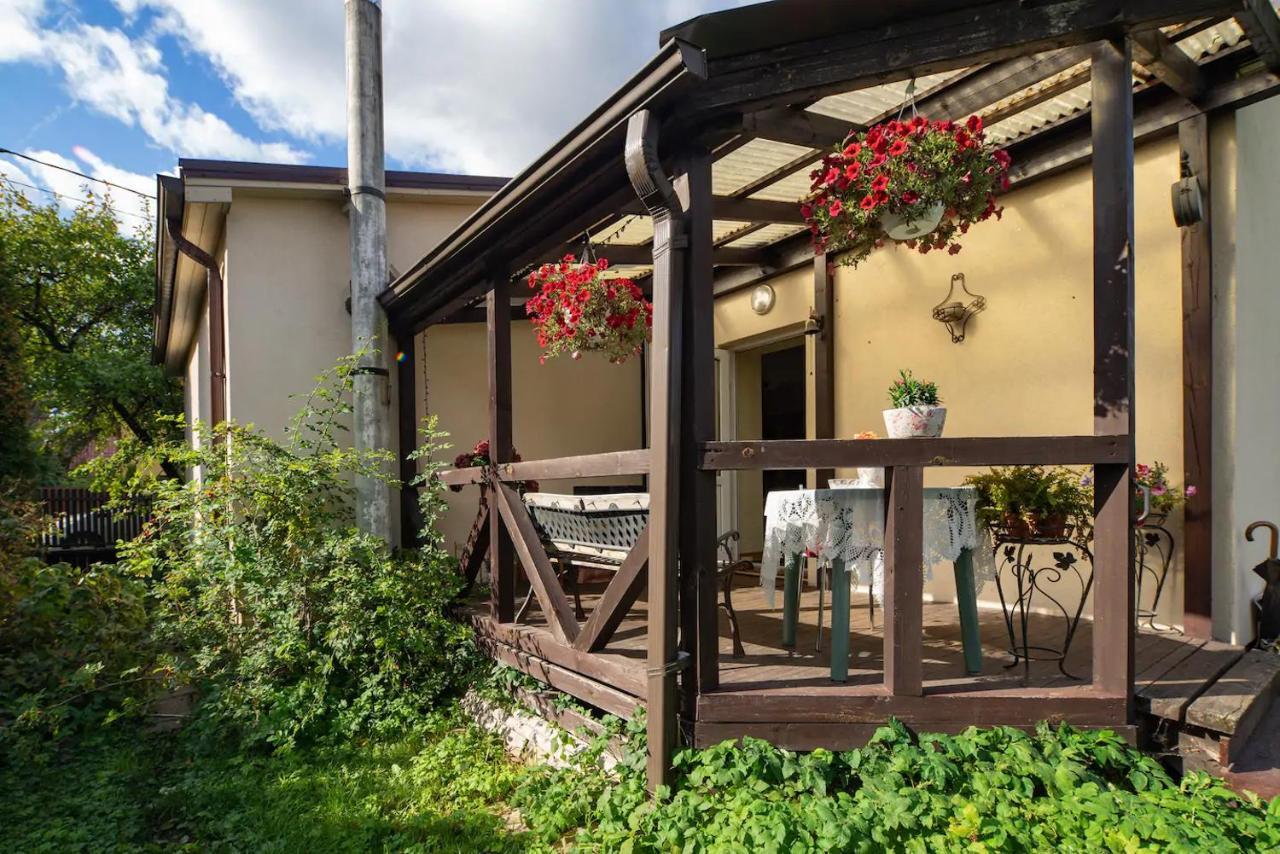 In A Private House 5 Min From Airport Accommodatie bij particulieren Riga